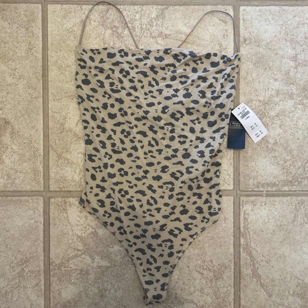 (NWT) Abercrombie & Fitch Animal Print (Thong) Bodysuit